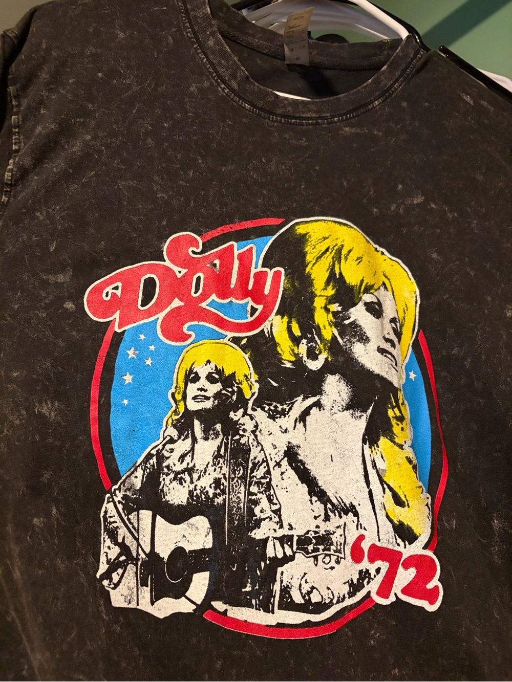 Dolly Parton ‘72Women's Black Graphic Short Sleeve Tee - Vintage Style '72 Print